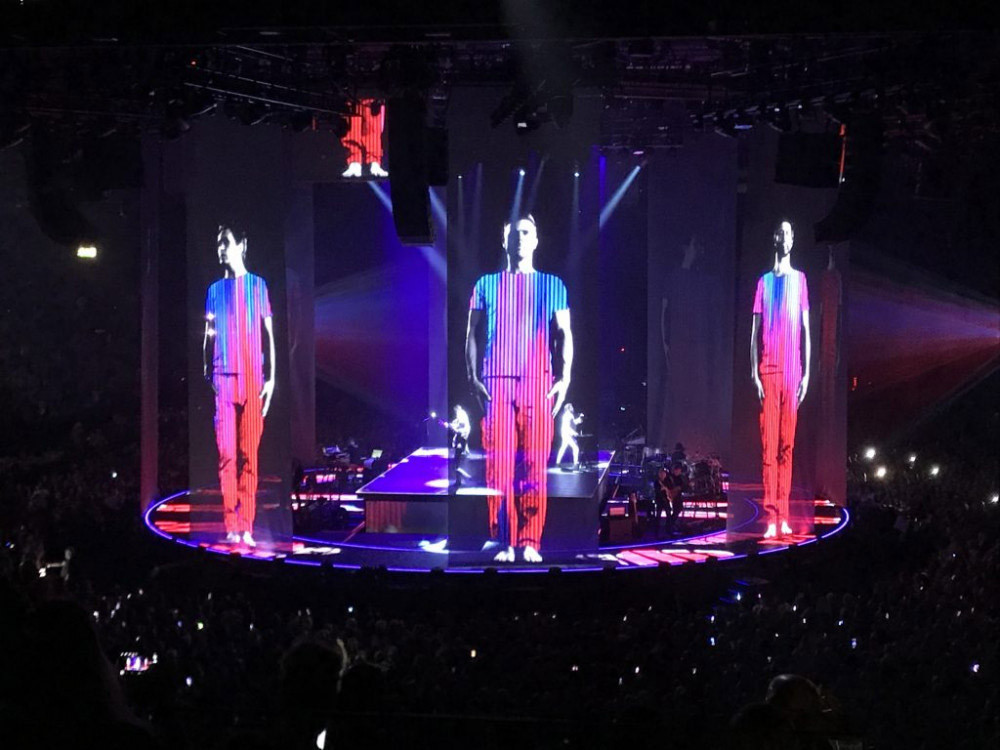 Photo of Take That on stage for their Wonderland 2017 tour